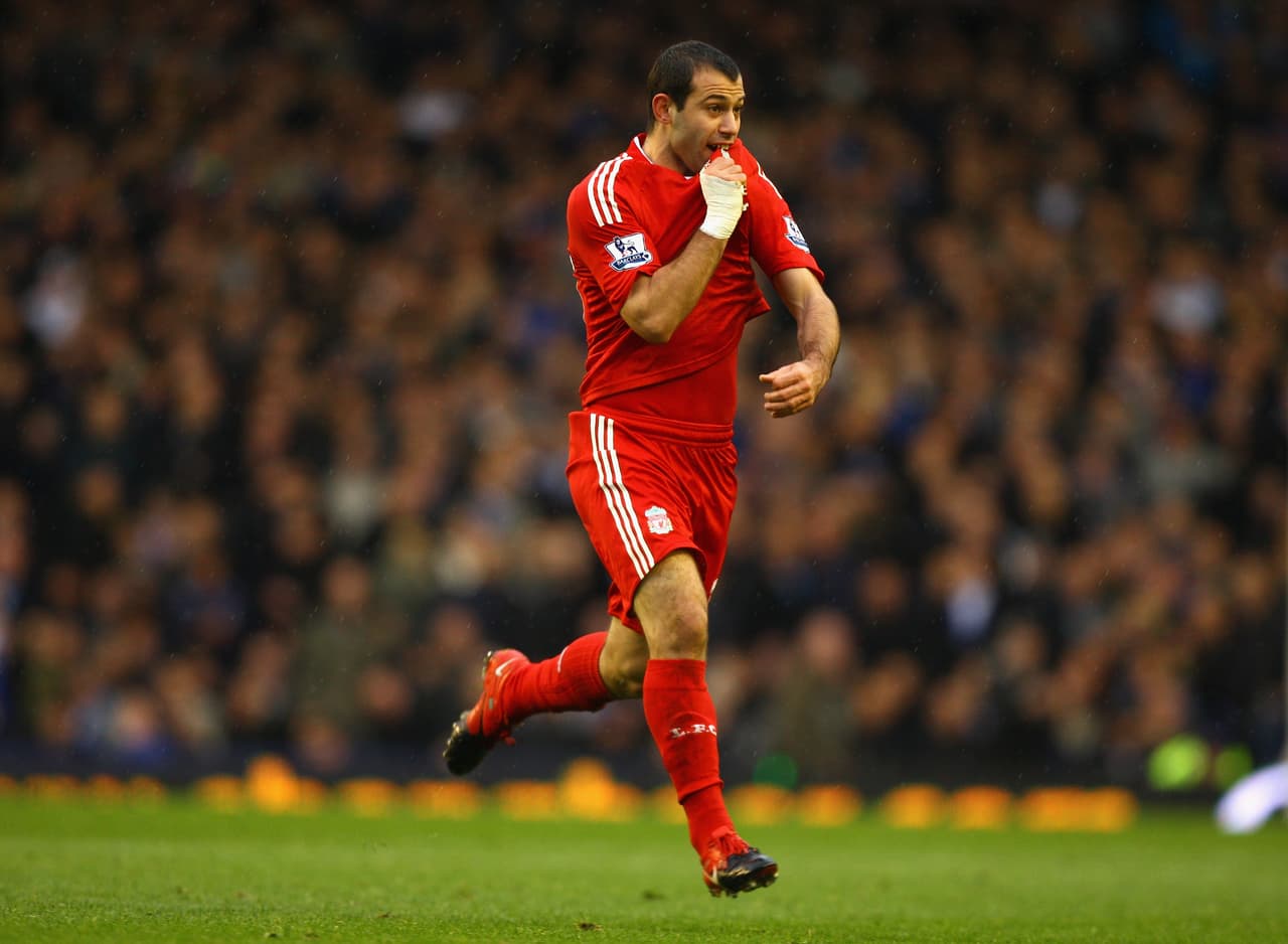 Javier Mascherano (Argentina) - F.C. Barcelona (2010-2018) / Liverpool F.C. (2007-2010)