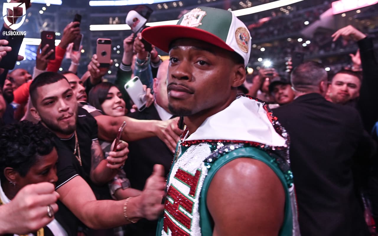 Noche en que Mikey García perdió el invicto ante un Errol Spence Jr muy superior. La desventaja de peso sí fue un factor en la pelea.