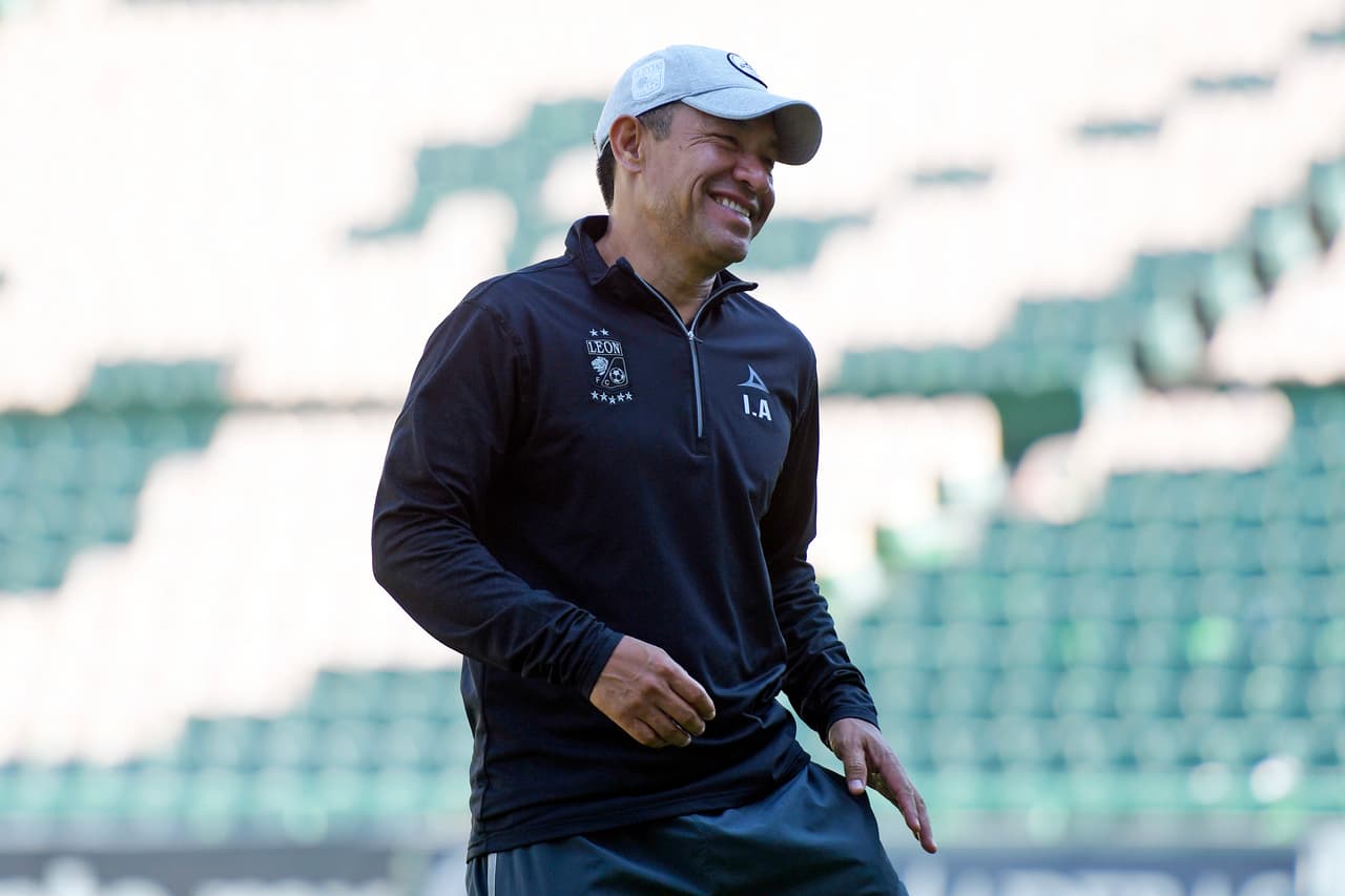 La 
<b>Final del Clausura 2019</b> de 
<b>Tigres vs León</b> tiene al equipo verde en preparación intensa por el soñado título de 
<b><a href="https://www.univision.com/deportes/futbol/liga-mx" target="_blank">Liga MX</a></b> y el primer capítulo será en el juego de ida, donde esperan ratificar la gran temporada hecha hasta ahora.