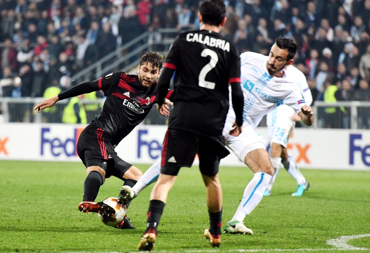 Su participación en Europa League parece ser lo más rescatable en el equipo de Milán, que a pesar de su situación podría ver su cupo en Champions si llega a coronars en este certamen.