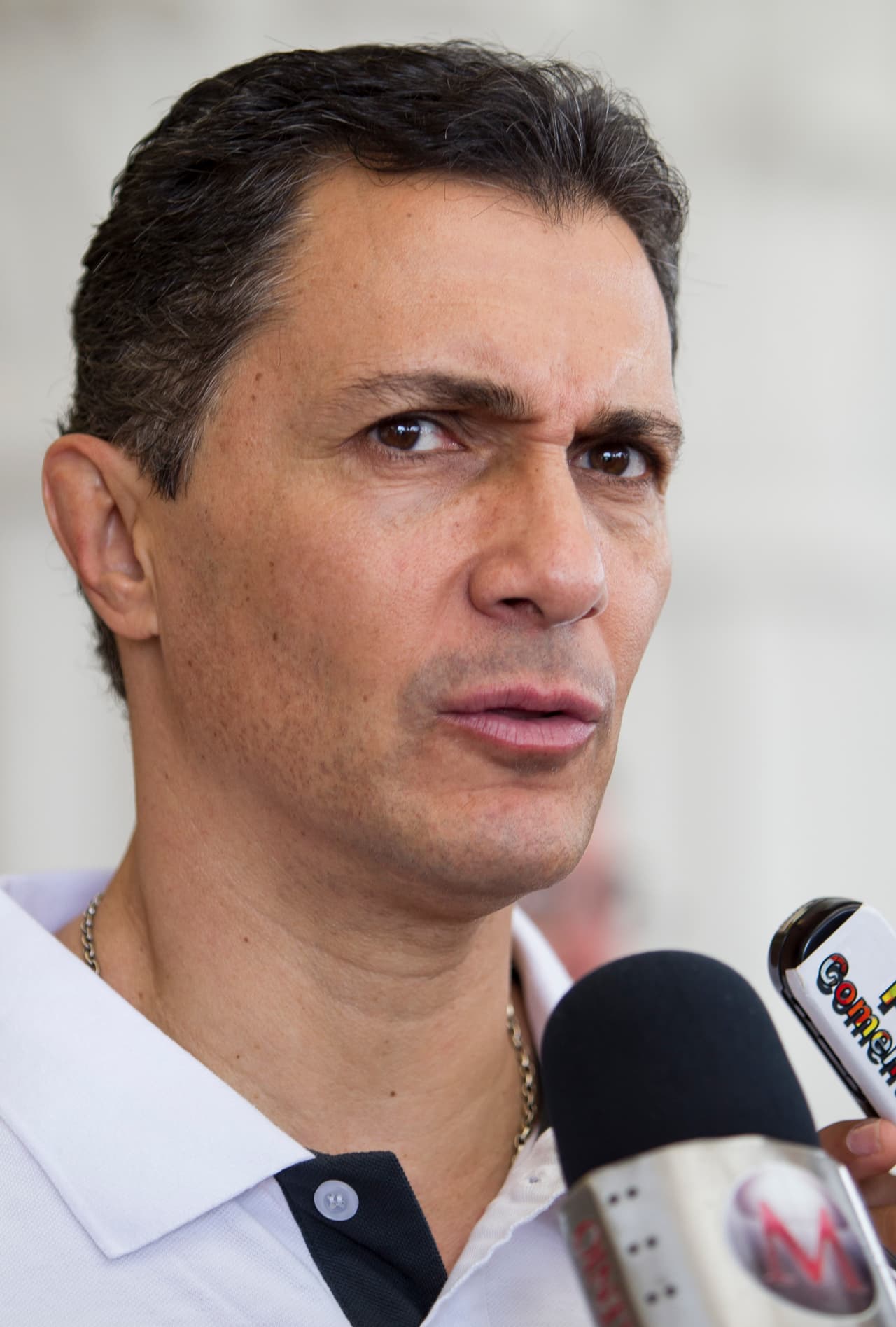 "Acepto el puesto por que encuentro coincidencias entre mis valores humanos y la filosofía del partido" declaró el ahora político.