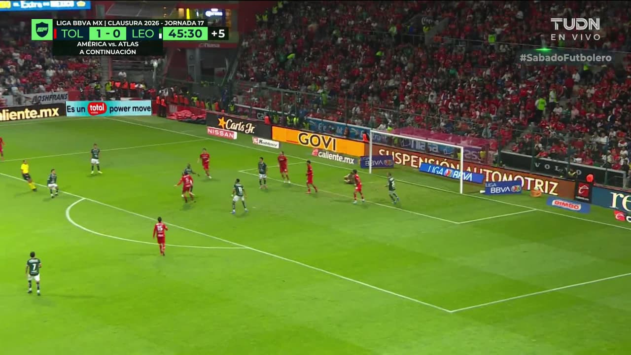 ¡TIRO ATAJADO! disparo por Salvador Reyes.