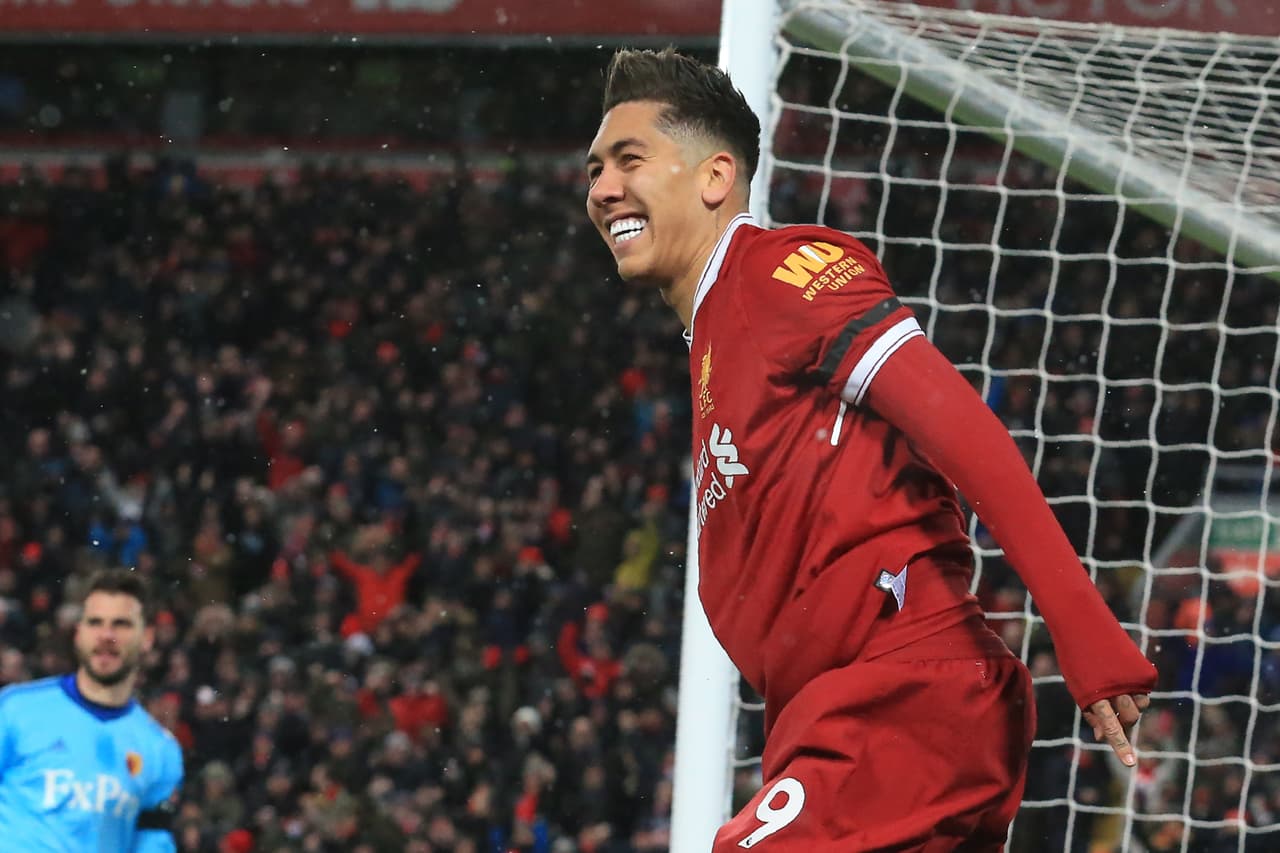 Ya en la segunda mitad, el turno fue para el brasileño Roberto Firmino pero con pase del 'Faraón'.