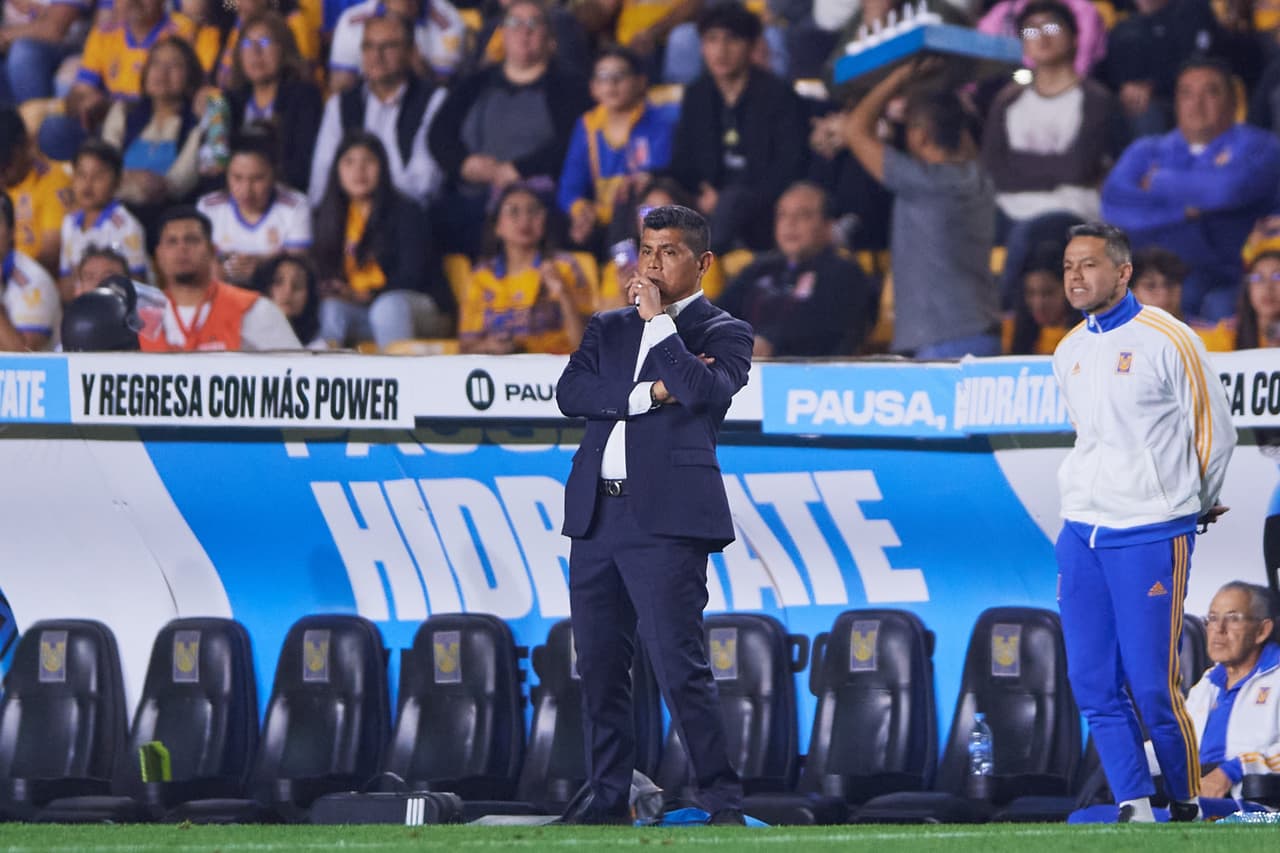 Ruiz veía como la pelota simplemente no entraba.