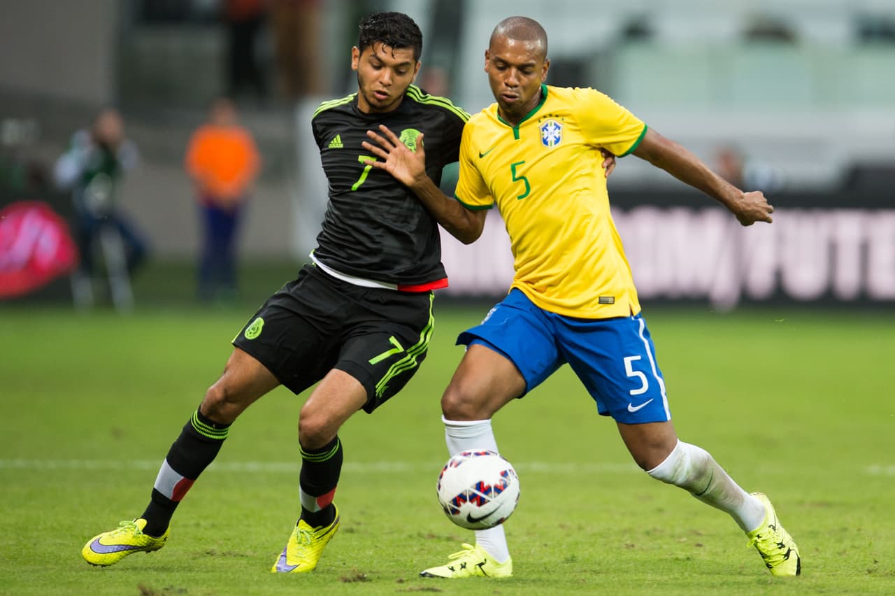 Fernandinho: El jugador del Manchester City fue el que menos se vio como hombre de peso en la zona media. Calificación: 5.