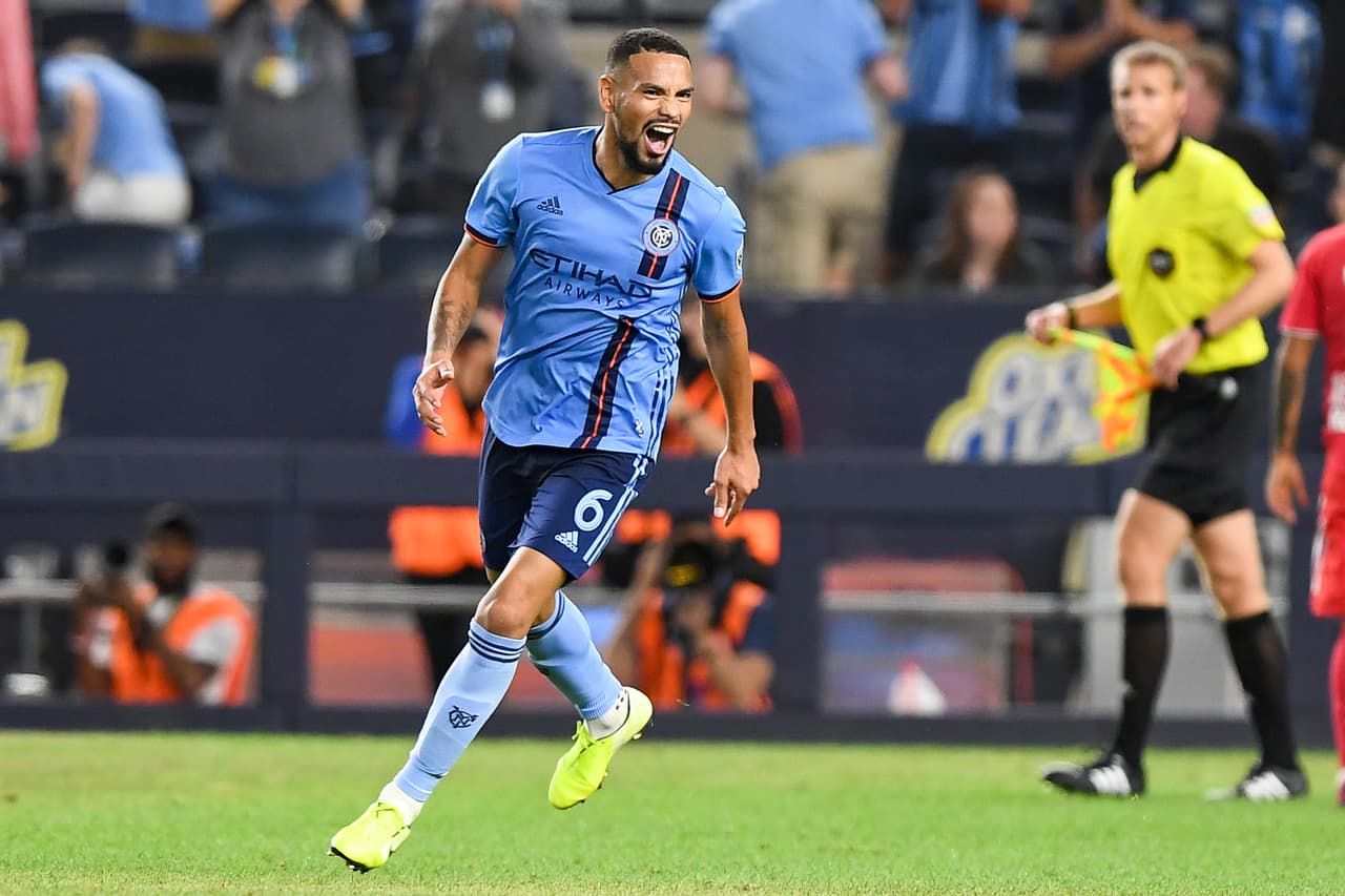 En una semana, New York City FC cosechó 9 puntos de los nueve que estuvieron en juego ante FC Cincinnati, Columbus Crew y Red Bulls. El central peruano Alexander Callens tiene mucho que ver con el gran rendimiento del conjunto celeste.