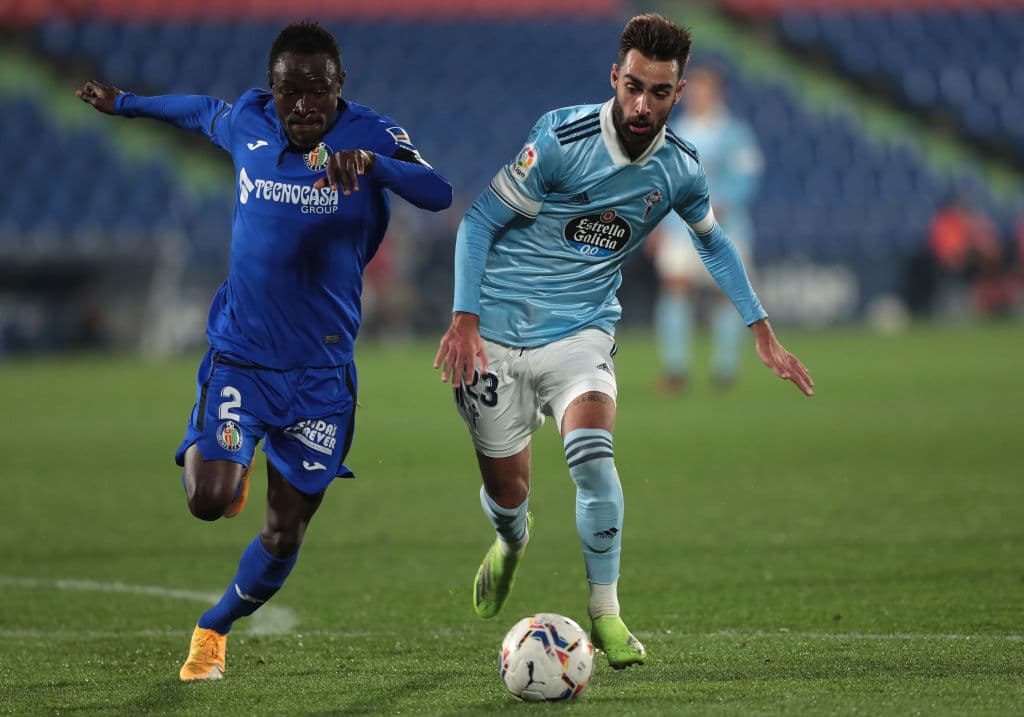 Brais Méndez (derecha).