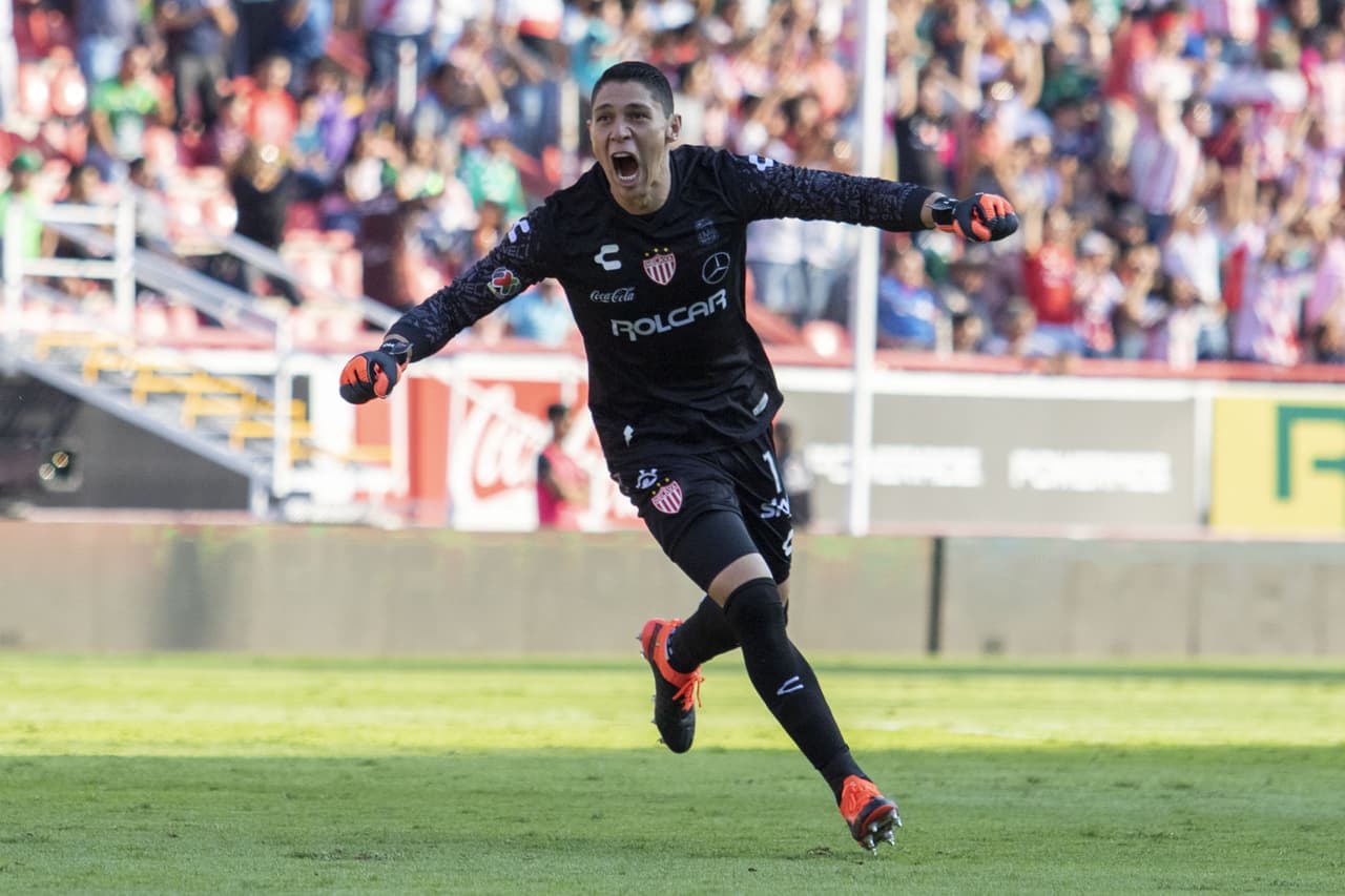 Hugo González es objetivo de Chivas para la portería