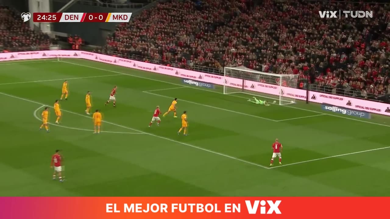 ¡Atajada enferma de Dimitrievski! El arquero del Valencia evita el 1-0