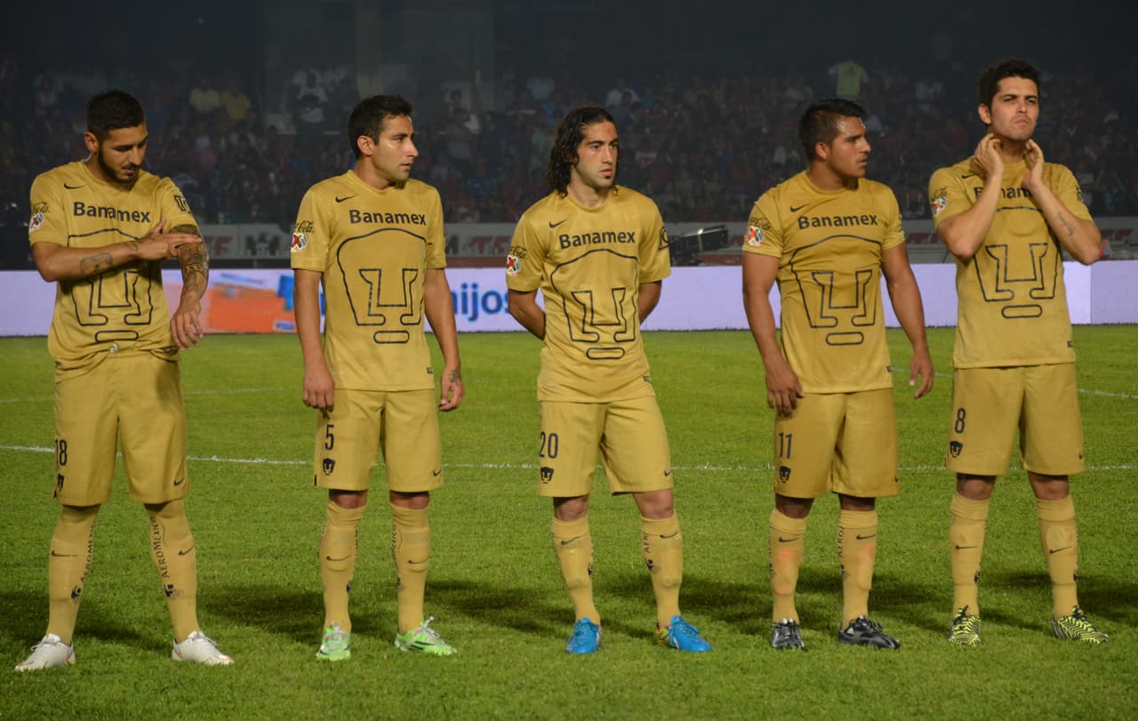 Playera de Pumas UNAM (2014/15)