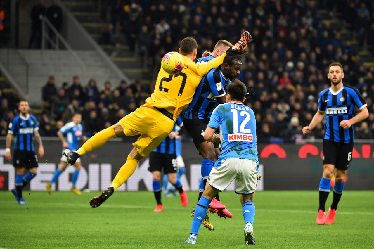 El primer capítulo de la Copa Italia fue para el Napoli que se impuso por la mínima ante el Internazionale. La vuelta se disputará en el Estadio San Paolo.