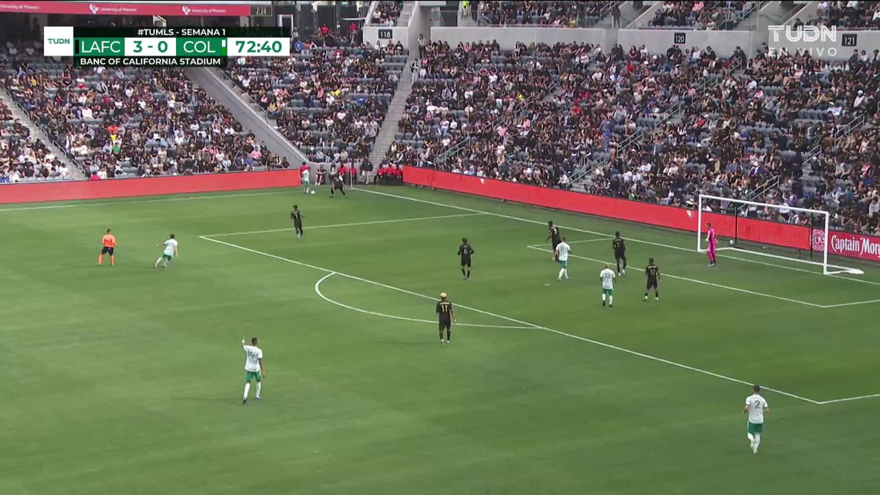 ¡TIRO ATAJADO! disparo por Michael Barrios.