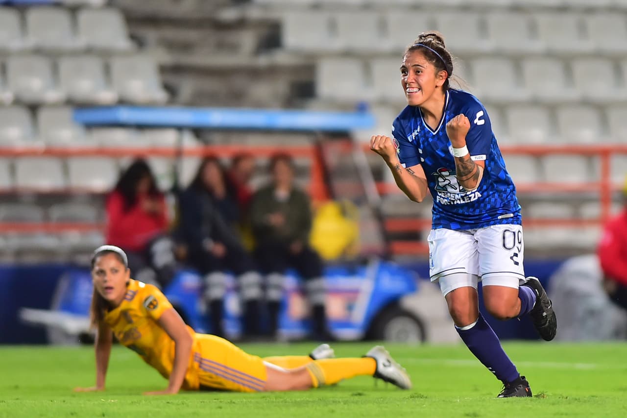 Las Tuzas vencen 3-1 a Tigres con goles de Mónica Ocampo y Lizbeth González (2); María Fernanda Elizondo marcó por Tigres.
