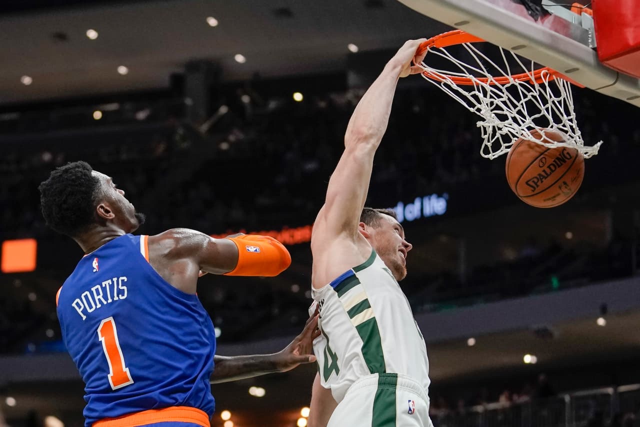 Milwaukee Bucks 128-102 New York Knicks