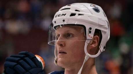 Jugador de la NHL está en coma tras hemorragia cerebral