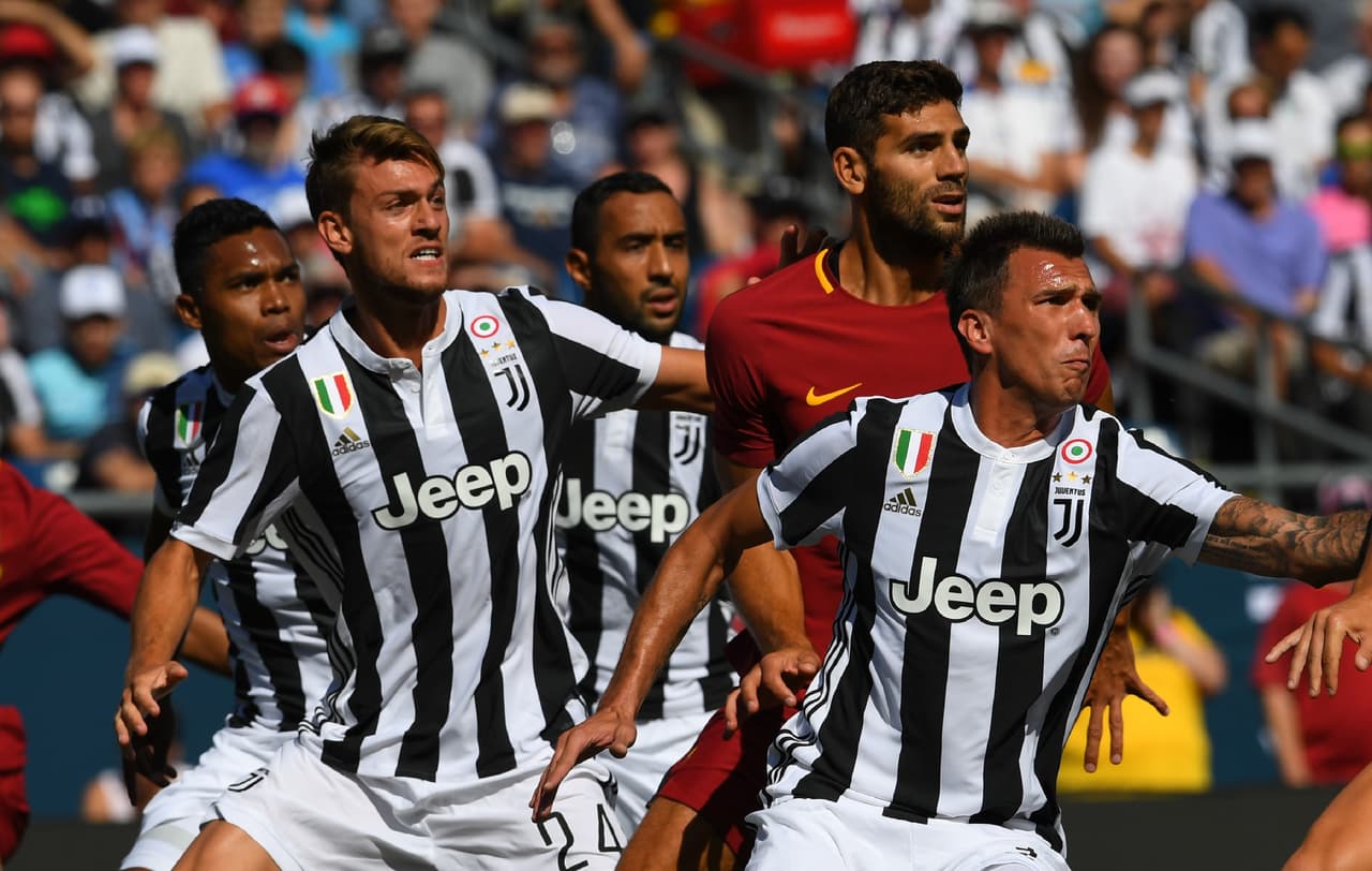 Por su parte, Mandzukic hizo lo propio, pero en el equipo de Turín.