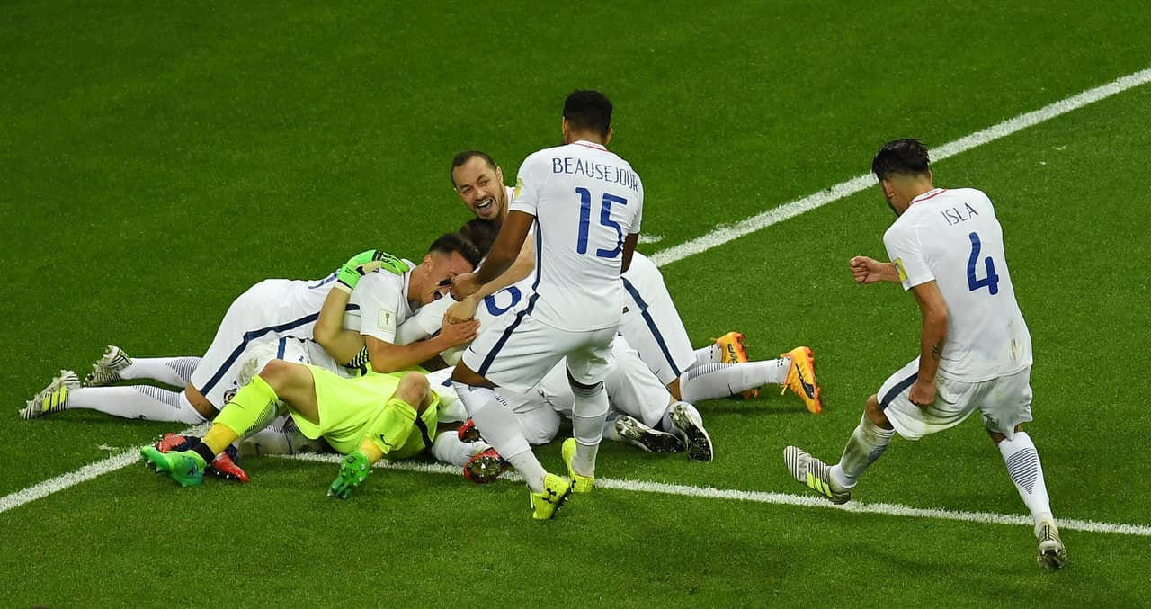 Chile llega a la final de la Copa en el punto más alto de la construcción de un proceso y luego de una victoria y tres empates, uno en semifinales y el que le dio el paso por medio de los penaltis. No es detalle menor que los 11 metros sean tan exitosos para los australes.