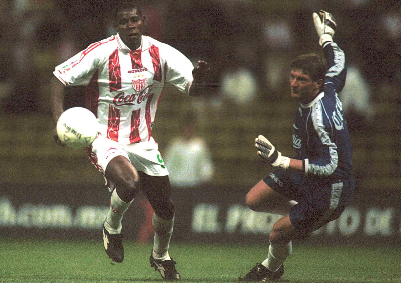 El último romperredes del Necaxa fue el ecuatoriano Agustín ‘el Tin’ Delgado, con 14 goles, en el Verano 2000.