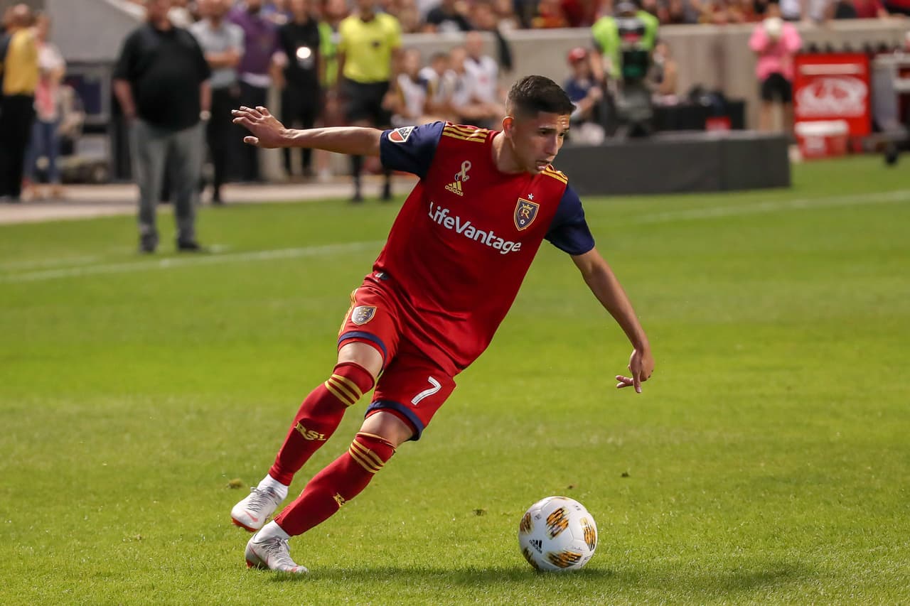 En el quinto lugar, con 21 años, puro talento y pura ambición deportiva. El delantero venezolano Jefferson Savarino es una de las grandes figuras de Real Salt Lake, que busca instalarse en los Playoffs. (USA Today Images)