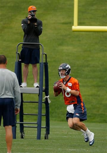 Último llamado por un anillo como Bronco (AP-NFL).