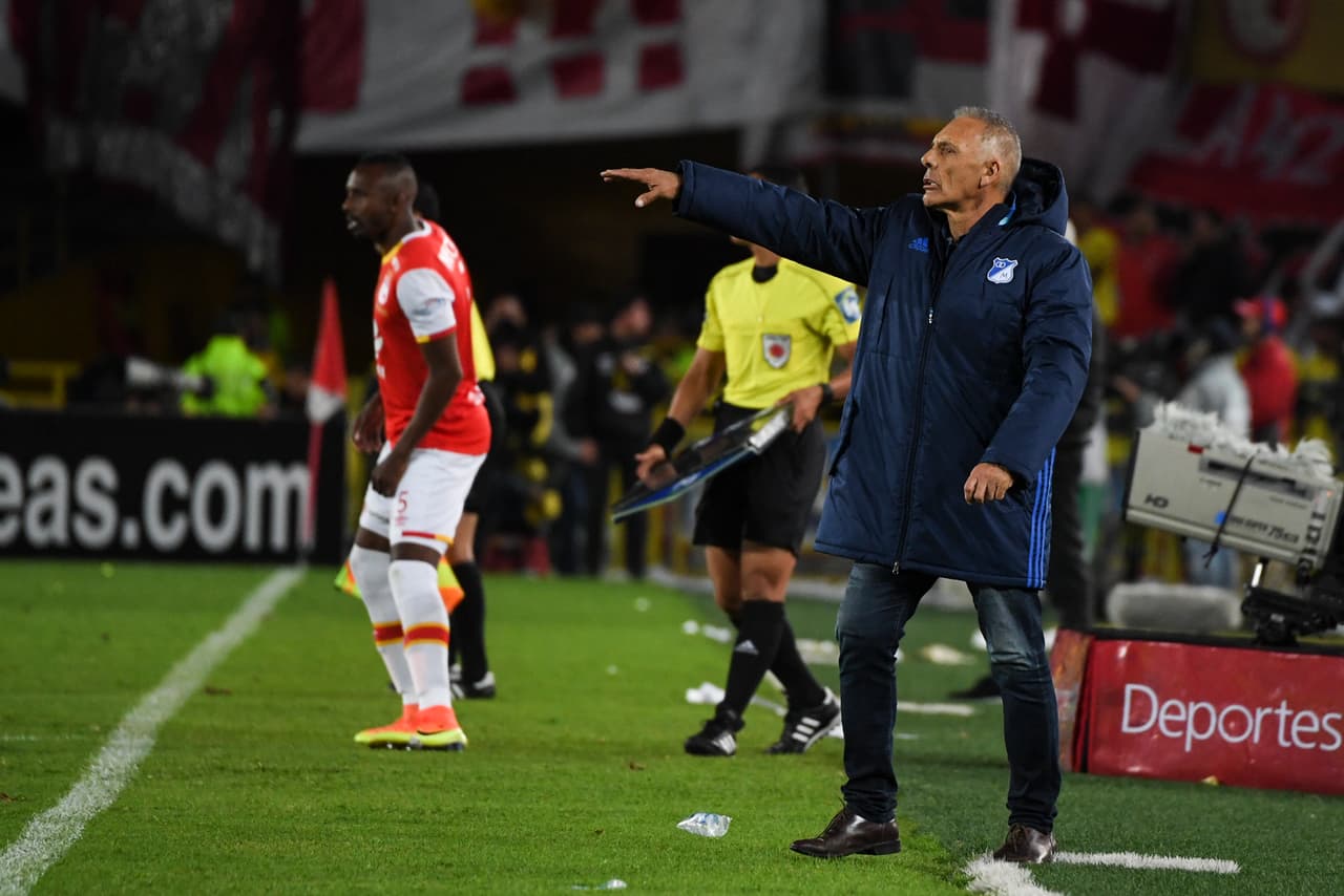 En medio de sus problemas de salud, Russo llevó a Millonarios a la final del fútbol colombiano en diciembre de 2017 donde chocaba ante su clásico rival, Santa Fe, que llegó como favorito.