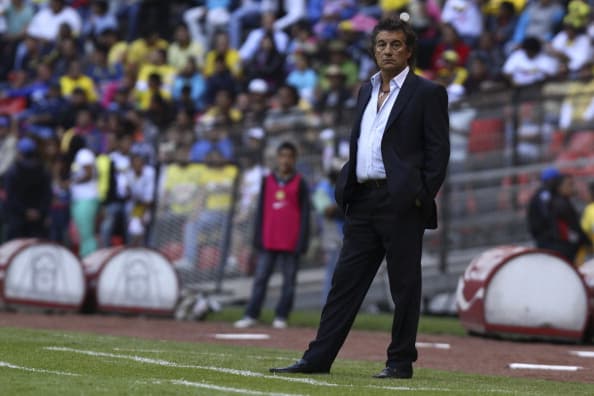 MEXICO CITY, MEXICO - OCTOBER 26: Ruben Omar Romano coach of Puebla during a match between America and Puebla Laguna as part of the Apertura 2013 Liga MX at Azteca Stadium on October 26, 2013 in Mexico City, Mexico. (Photo by Edgar Quintana/LatinContent/Getty Images)