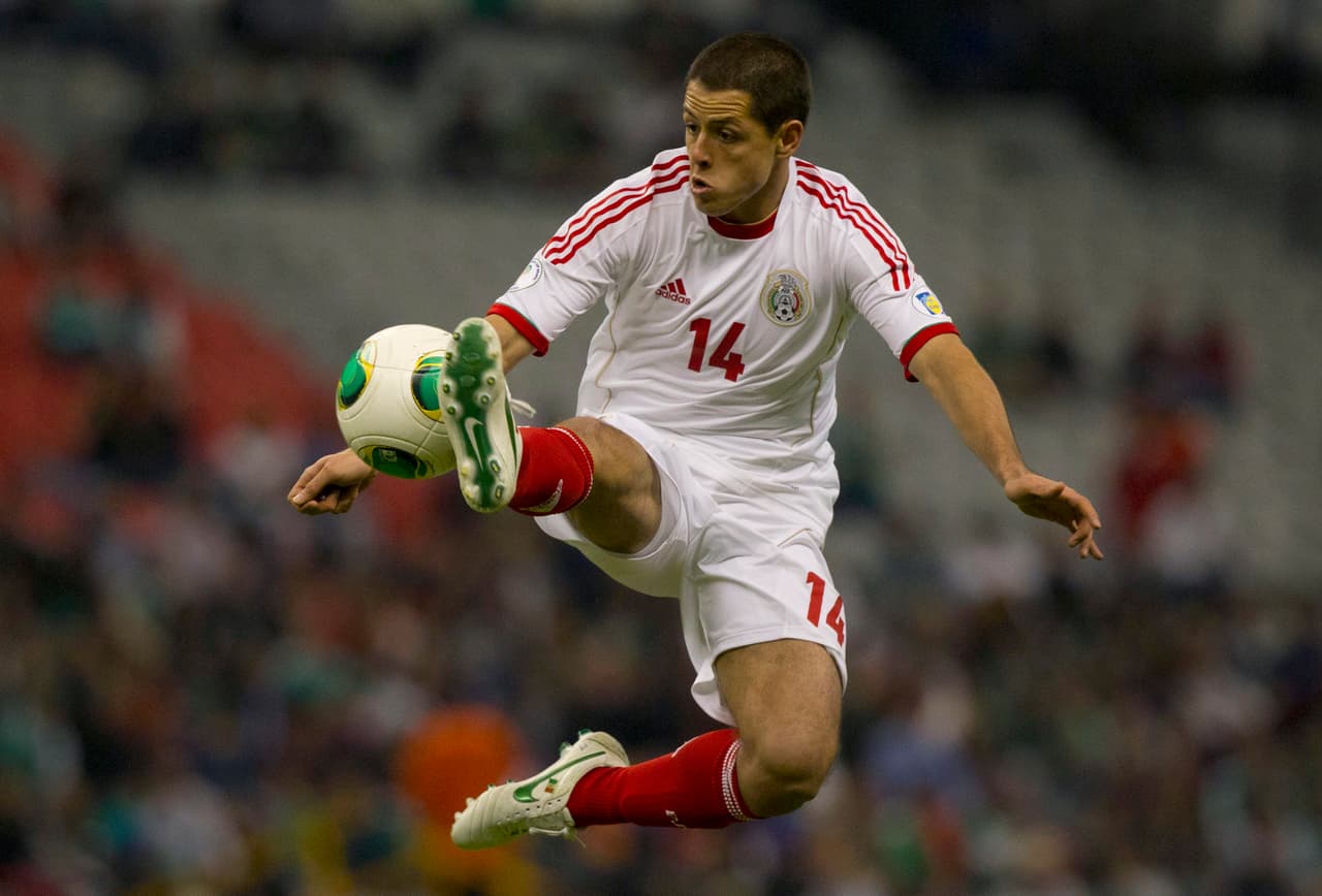 <b>Javier Hernández (Delantero)</b>
<br>El máximo goleador de la Selección Mexicana, 'Chicharito', sería el principal referente en ataque.