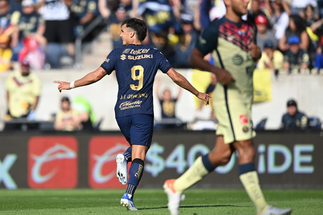 Pumas se impuso al América en partido amistoso con una gran actuación de Juan Ignacio Dinenno, quien hizo un doblete.