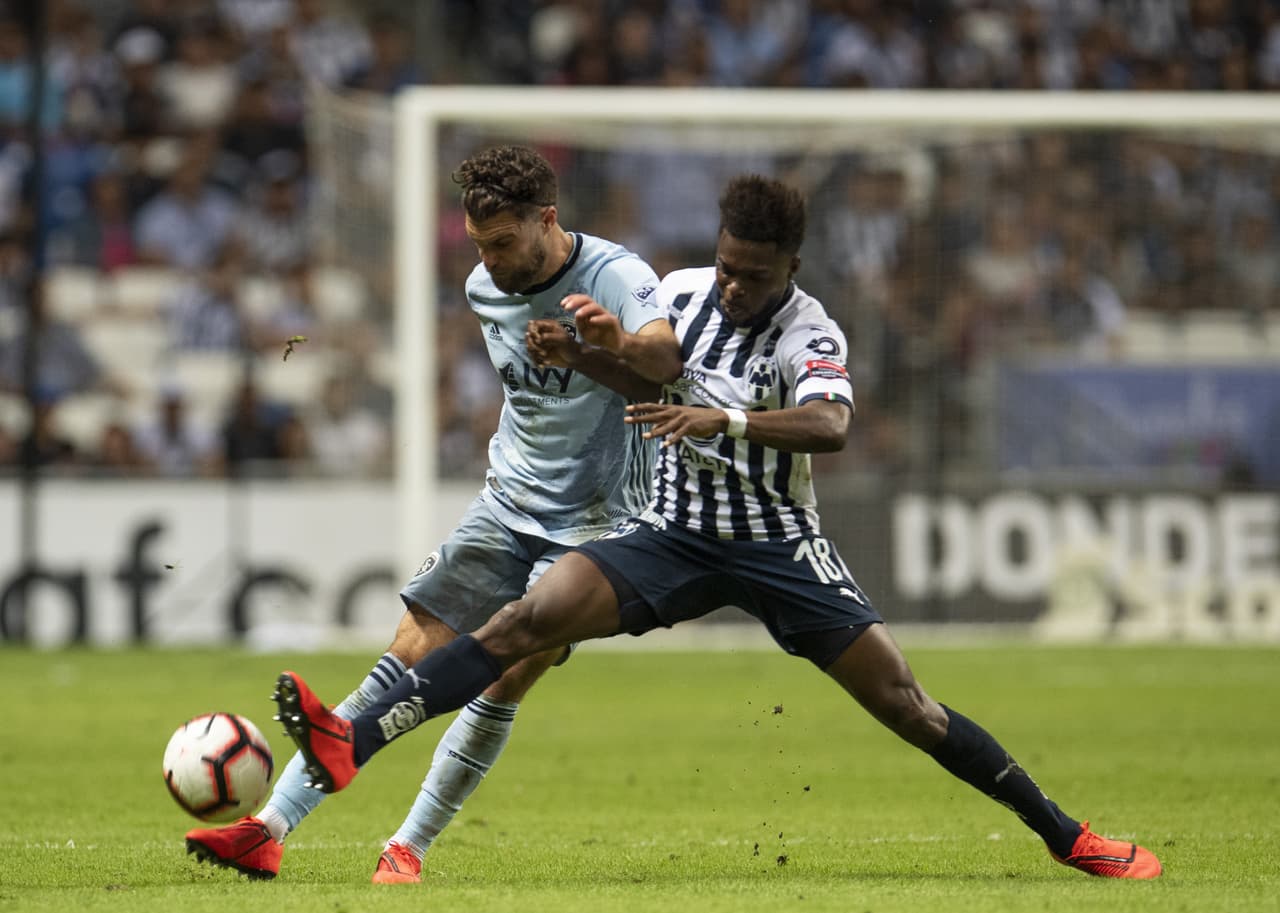 En el inicio de la segunda mitad los visitantes salieron decididos a descontar en el marcador luego de las buenas sensaciones de los minutos finales de la primera parte.