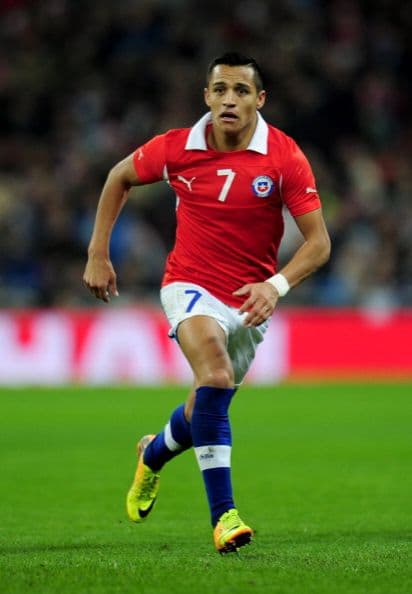 Alexis Sánchez.- El jugador más importante de todo Chile, juega en el Barcelona, donde después de un par de años complicados parece vivir su mejor momento futbolístico.