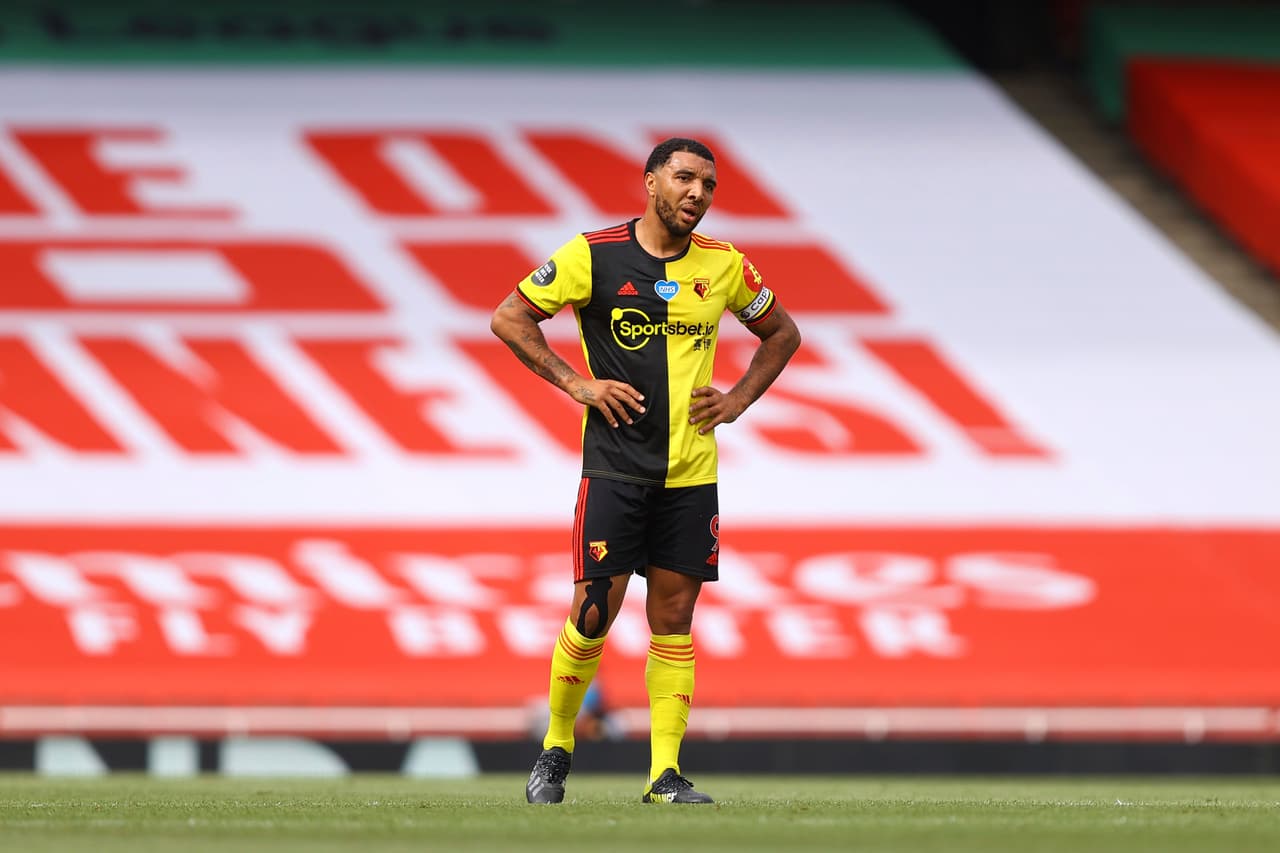 Layún se solidariza con el Watford, su exequipo, tras descender