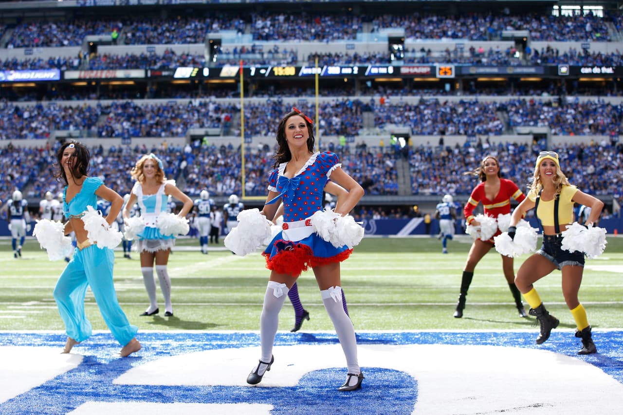 Las Titans y las Colts son las primeras porristas de la NFL en disfrazarse esta temporada para recibir el Halloween. ¡Checa los atuendos e inspírate!