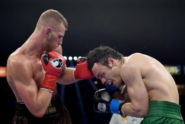 Chávez Jr. siempre entró con la cabeza por delante, no tuvo defensa.