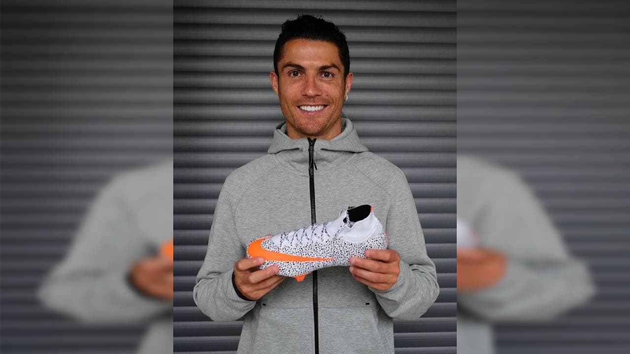 Cristiano Ronaldo está de estreno. Jugará lo que resta del torneo con un diseño tipo Safari en sus zapatados de futbol. Aprovechamos para hacer un repaso por el calzado de CR7.