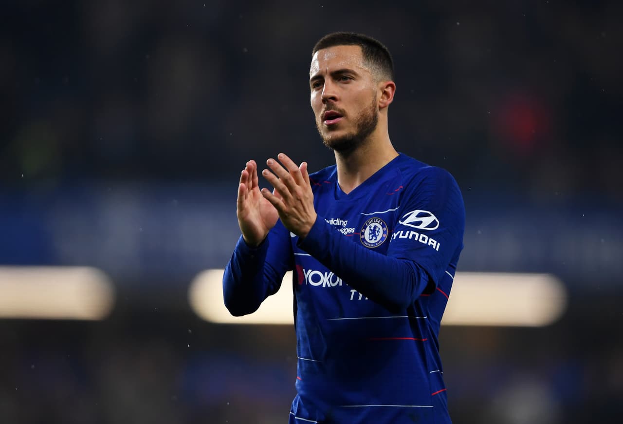 LONDON, ENGLAND - APRIL 08: Eden Hazard of Chelsea applauds the crowd after the Premier League match between Chelsea FC and West Ham United at Stamford Bridge on April 08, 2019 in London, United Kingdom. (Photo by Mike Hewitt/Getty Images)
