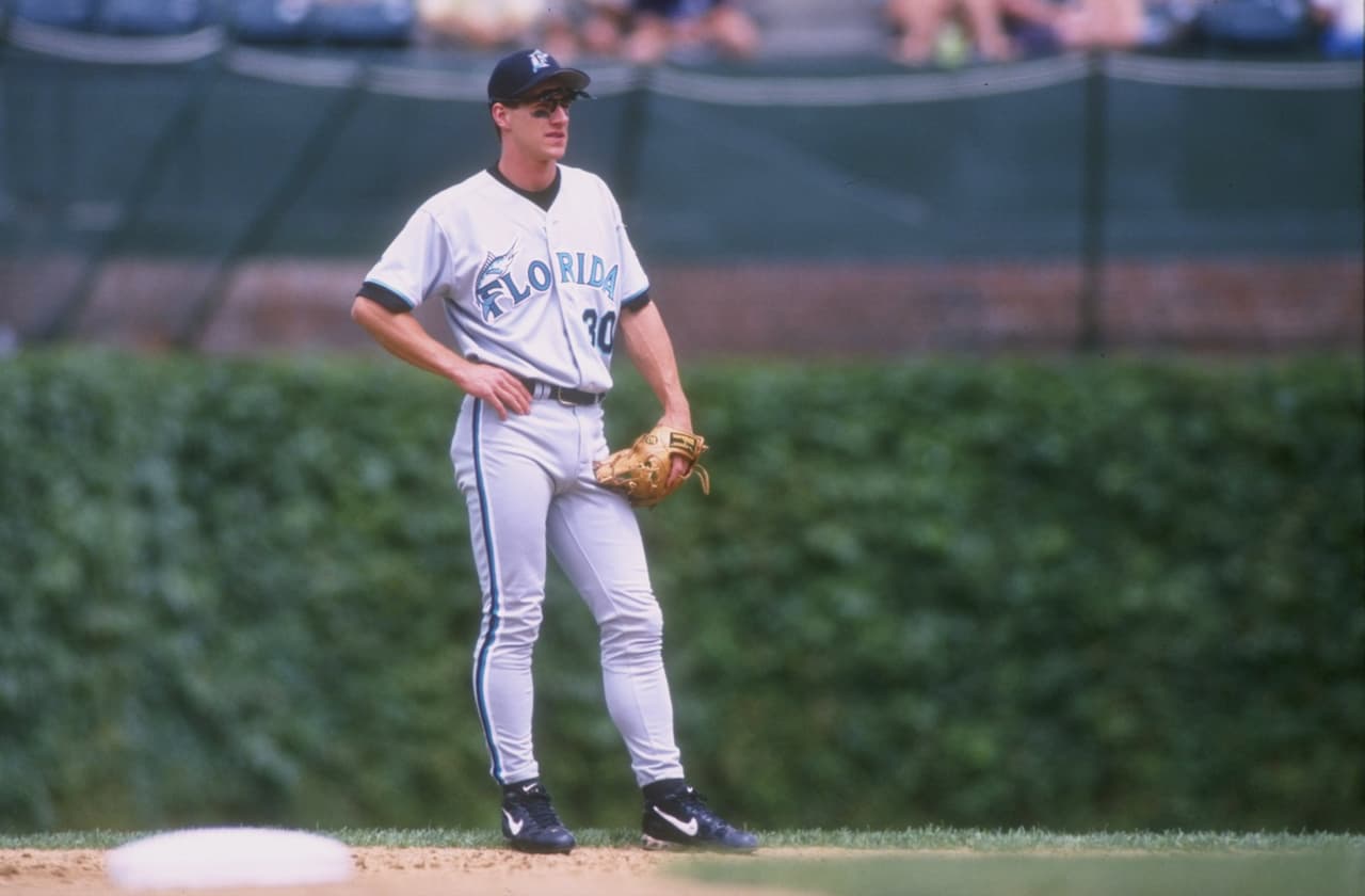 No fue sino hasta 1997 que debutó realmente en MLB con los Florida Marlins, equipo del que sería parte en la Serie Mundial que ganaron ese año a Cleveland. Jugó ahí hasta 1999.