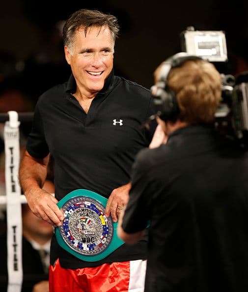Romney agradeció que Holyfield no tirara golpes bajos "algo muy común en la política", dijo.