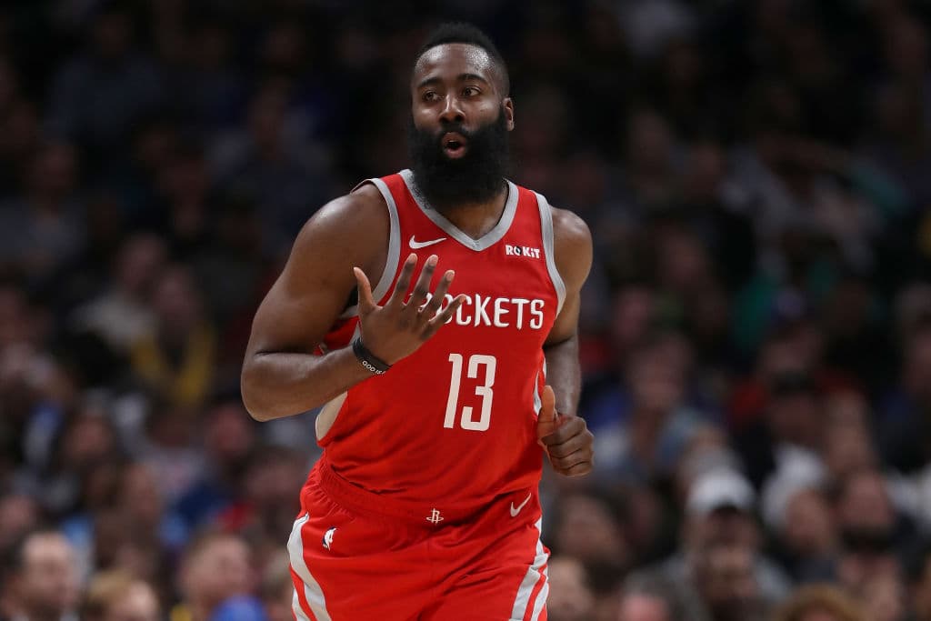 <b>10) James Harden (Houston Rockets)</b>. 2,315,093.