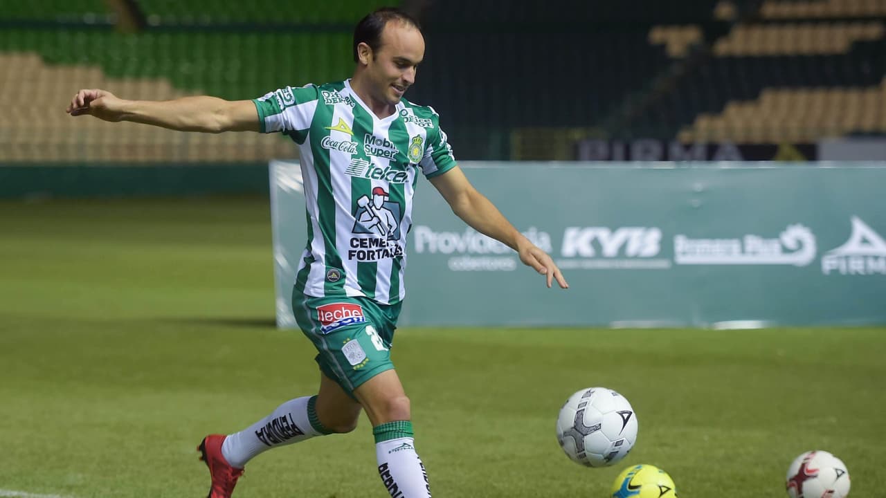 Donovan aceptaría ser suplente en León: “Estando Montes, Bosseli y Elías va a ser difícil jugar”