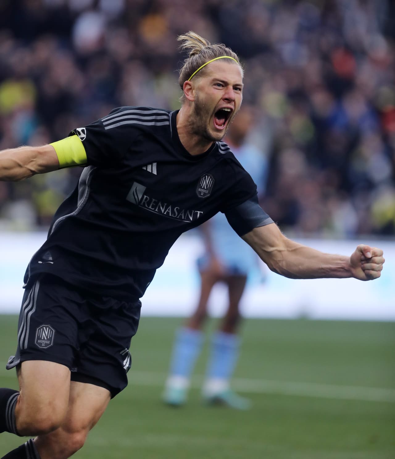 El central internacional estadounidense es siempre una marca de superioridad para su equipo, en el área propia o la rival.