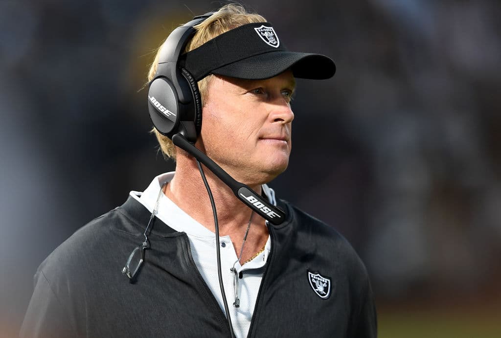 <b>18) Oakland Raiders</b>. La salida de Khalil Mack dañará a la defensiva, pero ¿cuánto? La llegada de John Gruden se supone debe darle estabilidad y coherencia a la ofensiva de los negro y plata.