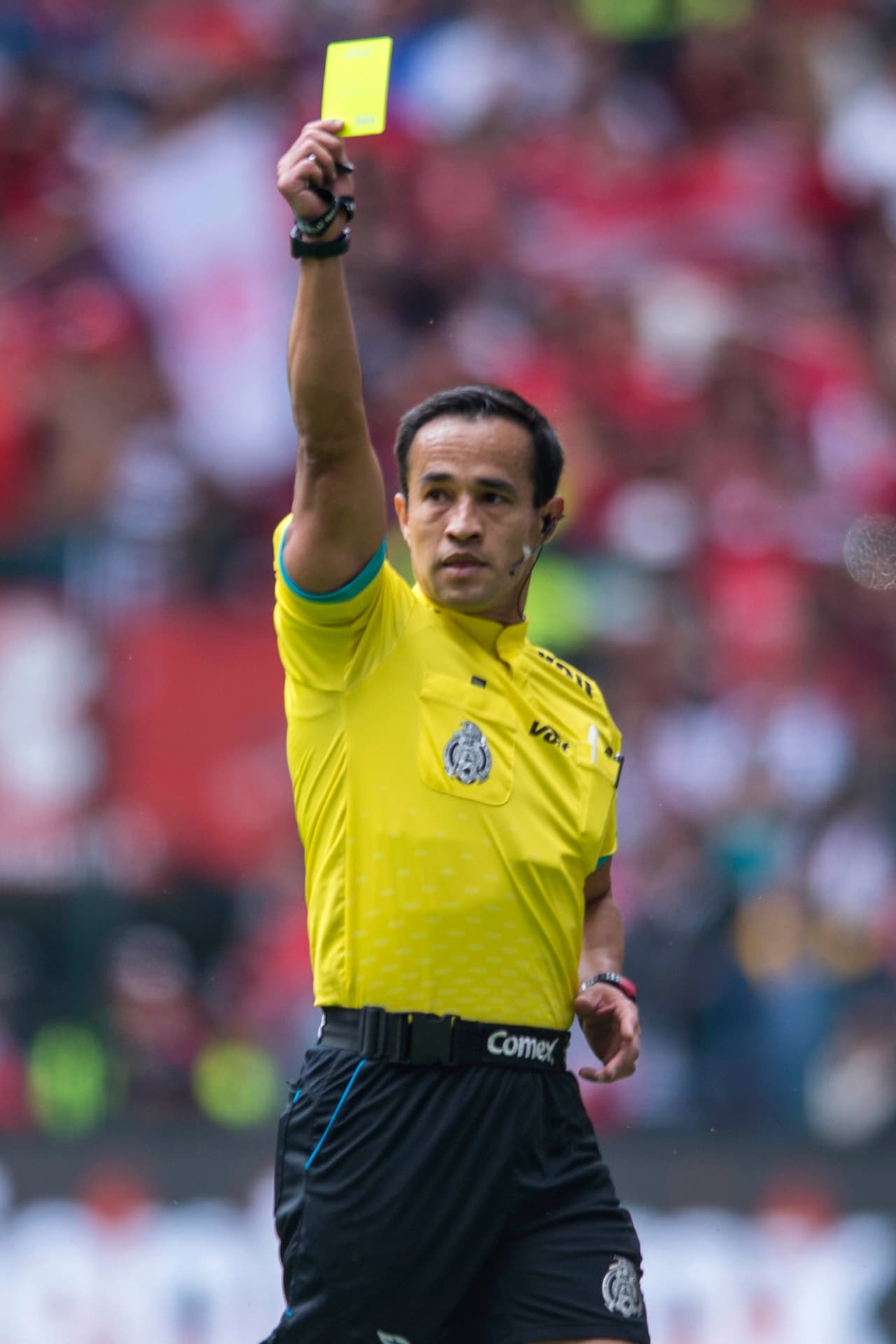 Partido tranquilo para Jorge Isaac Rojas, árbitro central del encuentro. El nazareno sólo requirió de par de tarjetas amarillas para mantener el control del encuentro.