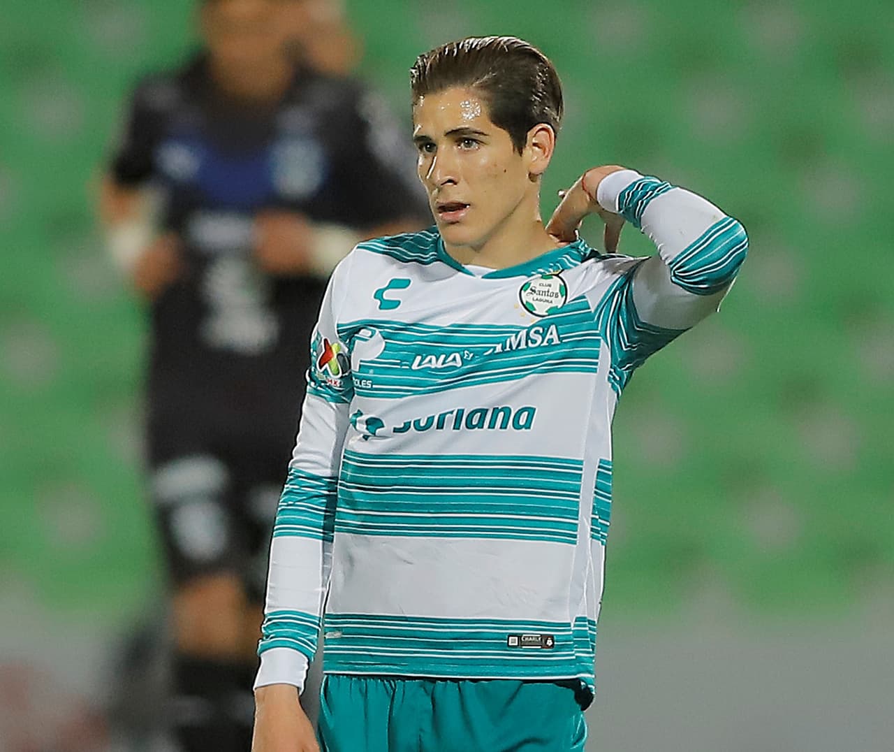 Santi Muñoz es separado en Santos por querer irse a Europa