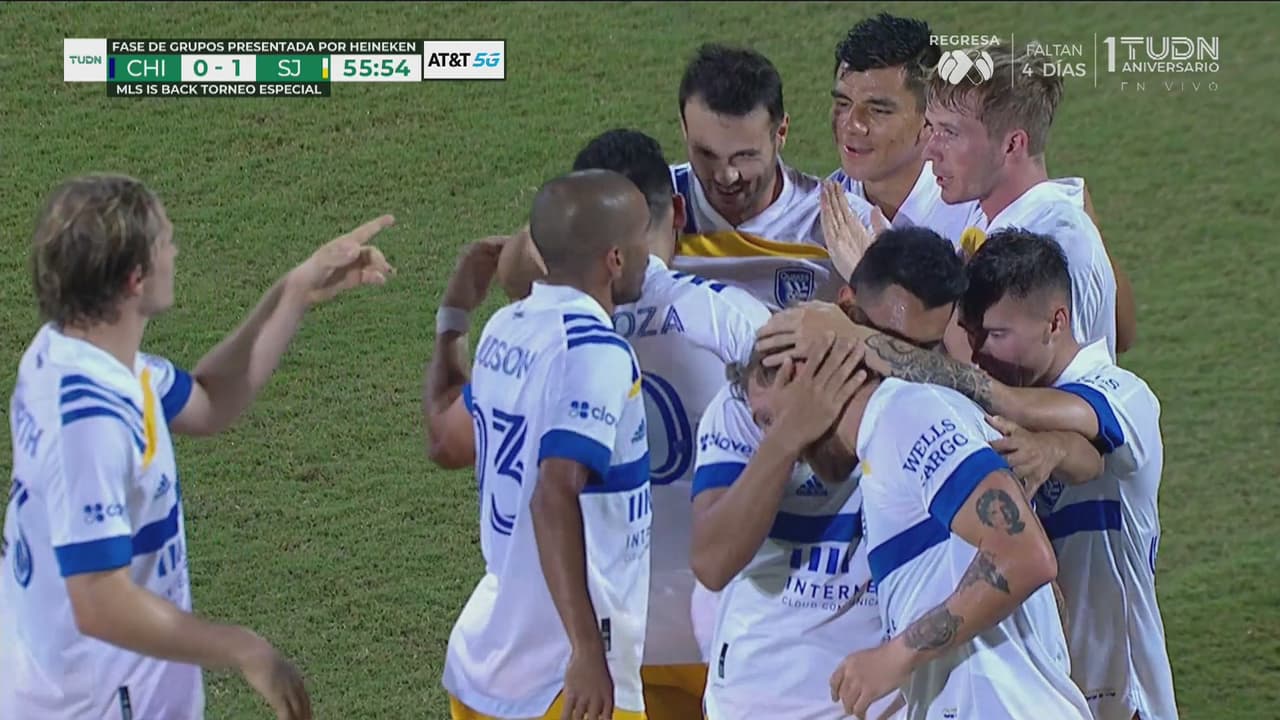 Cristian Espinoza abre el marcador para San Jose Earthquakes tras gran pase de Jackson Yueill