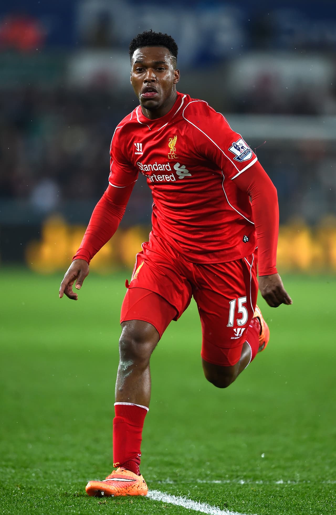Daniel Sturridge sigue siendo la gran figura del Liverpool y ahora tendrá como comparsas al veterano James Milner, al siempre talentosos Philippe Coutinho, además de Jordan Henderson y Adam Lallana que destacaron desde la temporada anterior.