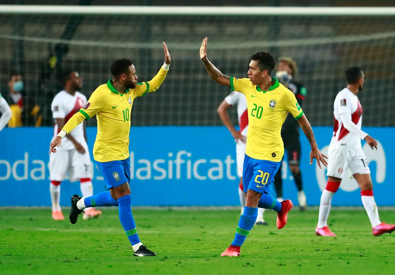 Con un Hat Trick de Neymar, Brasil consigue llevarse los tres puntos frente a Perú con un marcador de 2-4 a favor.
