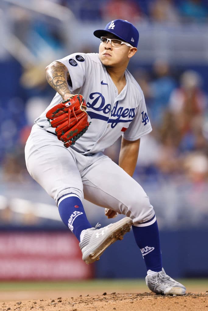 Julio Urías llega a 11 triunfos con Dodgers esta campaña