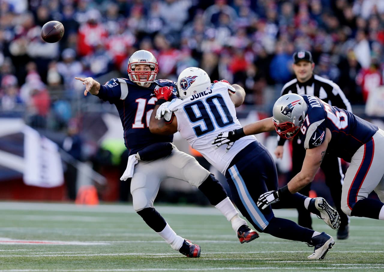 Los Patriots están de vuelta para llevarse el título de la AFC al derrotar a los Tennessee Titans 33-16.