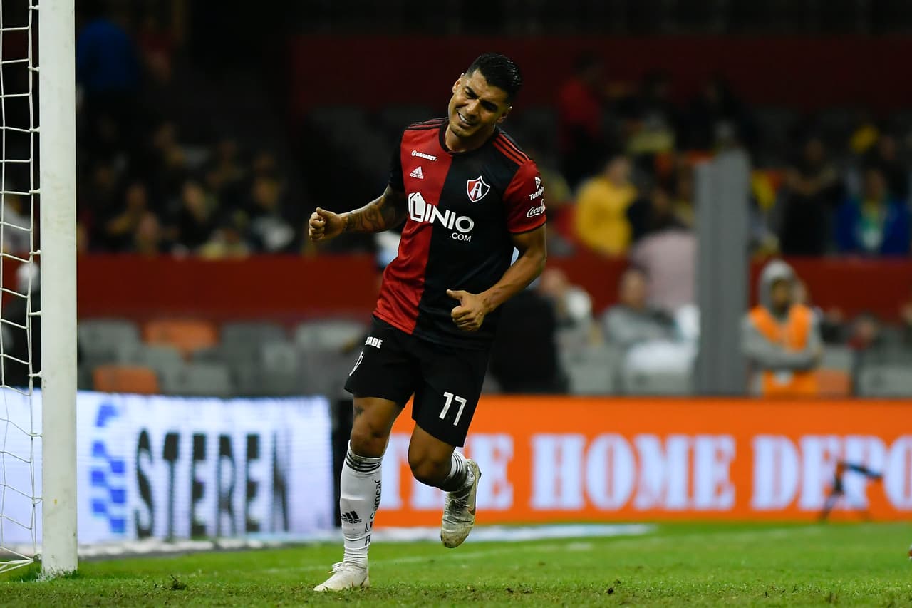 Fue un partido de frustración total para los tapatíos por no tener las herramientas para competir con uno de los equipos contendientes de la Liga MX.