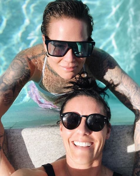 <b>"Queríamos ser profesionales y asegurarnos de que apareciéramos en selección todos los días e hiciéramos nuestro trabajo y no fue solo porque estábamos juntas, fue porque amamos lo que hacemos y somos muy buenas en lo que hacemos", </b>indicó la defensora.